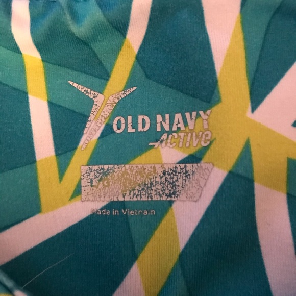 Old navy colorful Capri pants - Picture 3 of 3
